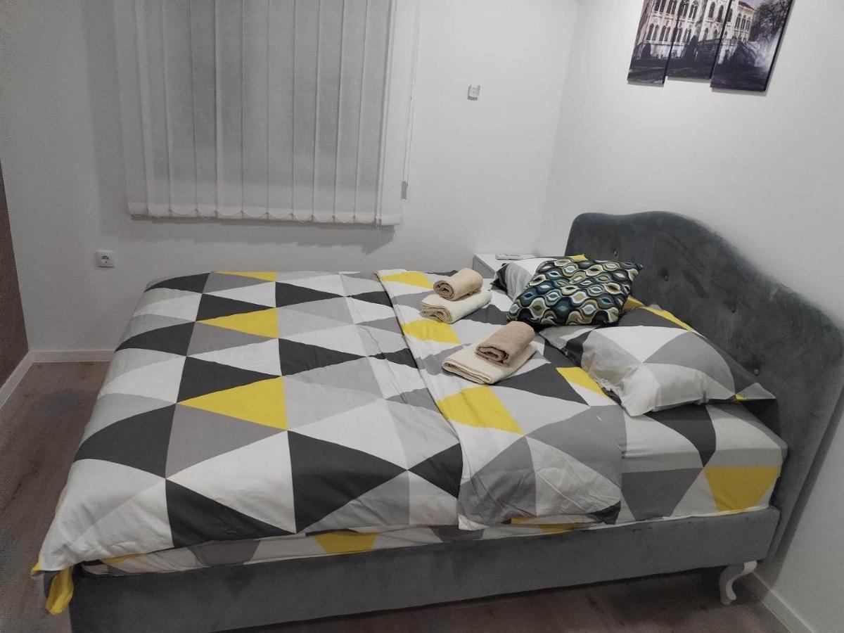 Tid Apartman Aranđelovac Exterior foto